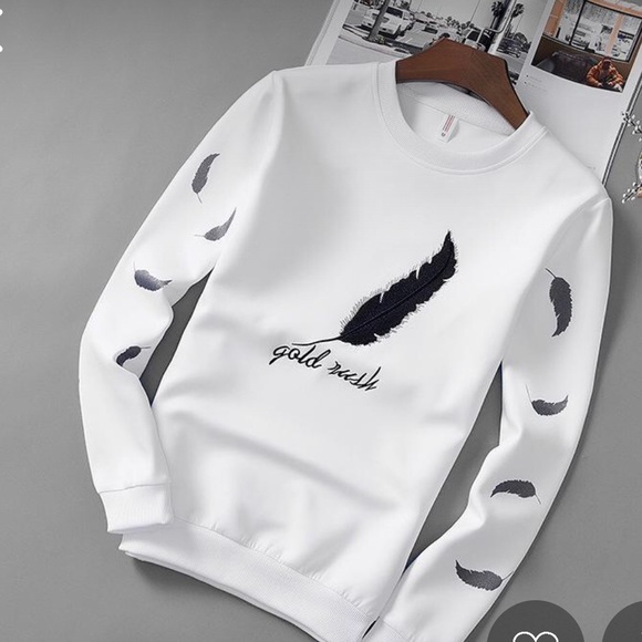 Sweaters for spring - Picture 3 of 3